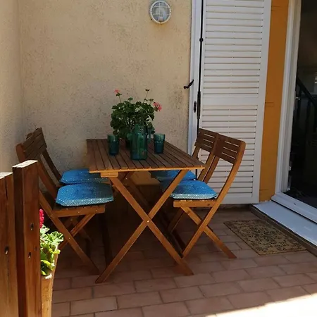 émeraude -parking-clim * Agde