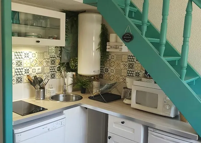 émeraude -parking-clim * Agde