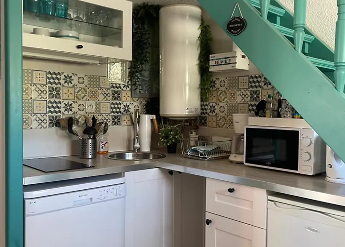 émeraude -parking-clim Appartement *